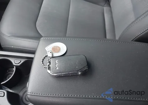 2024 Kia Niro Ex z USA, uszkodzony, nr VIN KNDCR3LE2R5155385